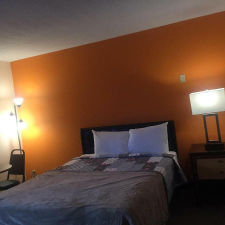 Highlander Inn Ратленд Екстер'єр фото