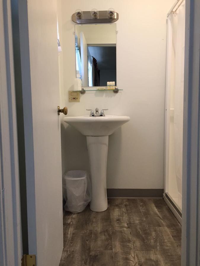 Highlander Inn Ратленд Екстер'єр фото