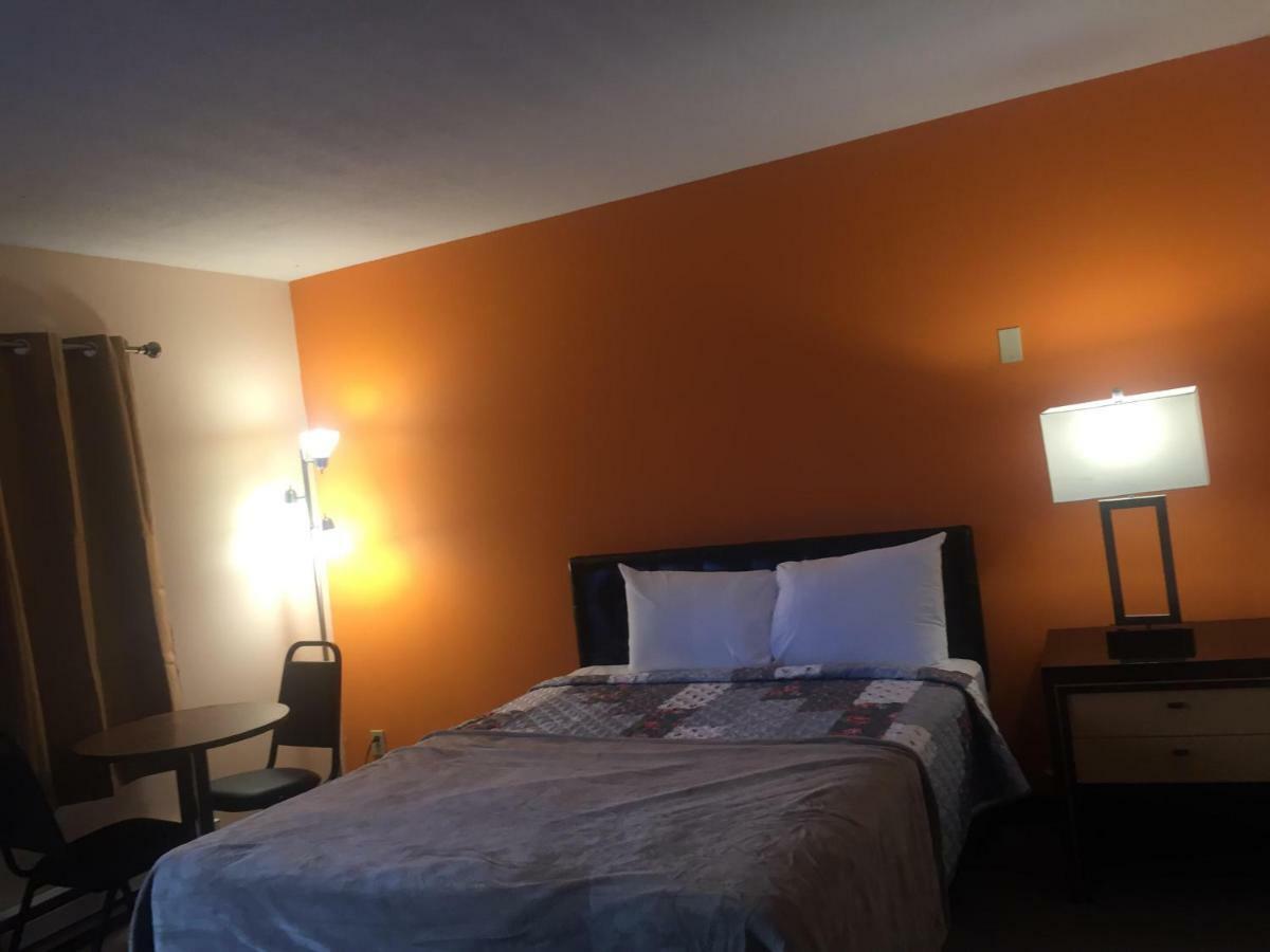 Highlander Inn Ратленд Екстер'єр фото